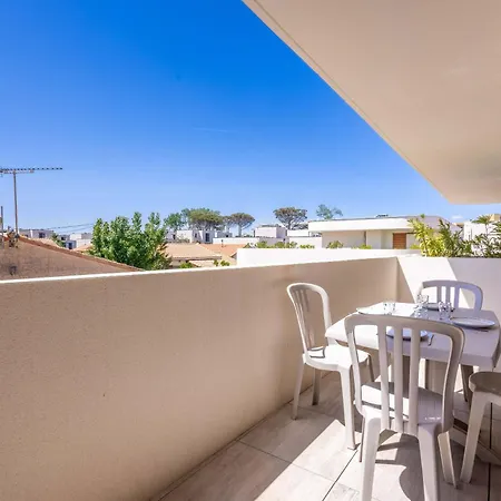 F3 Confort & Piscine 300m De La