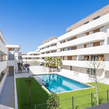 F3 Confort & Piscine 300m De La