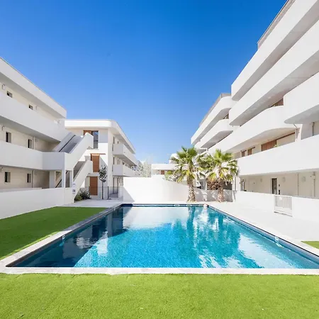 شقة F3 Confort & Piscine 300m De La